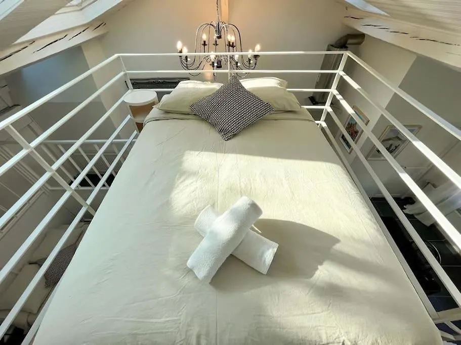 Suite Palm Springs Villeurbanne Apartment