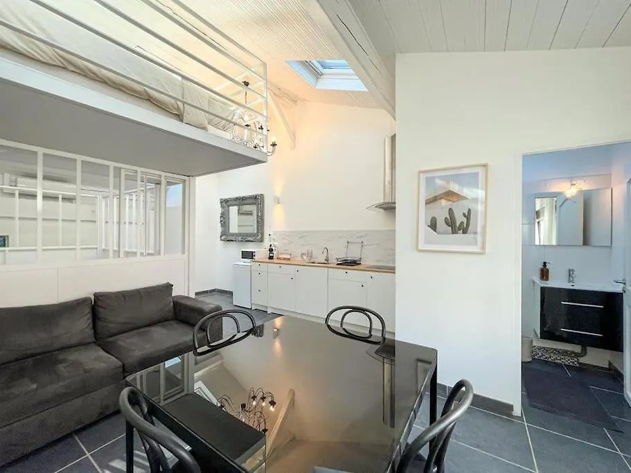 Suite Palm Springs Villeurbanne